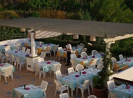 Parco La Rosa 3*